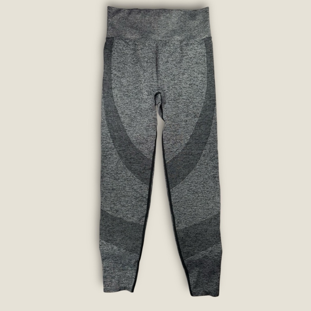 PINK Victoria's Secret Charcoal‎ Performance Leggings